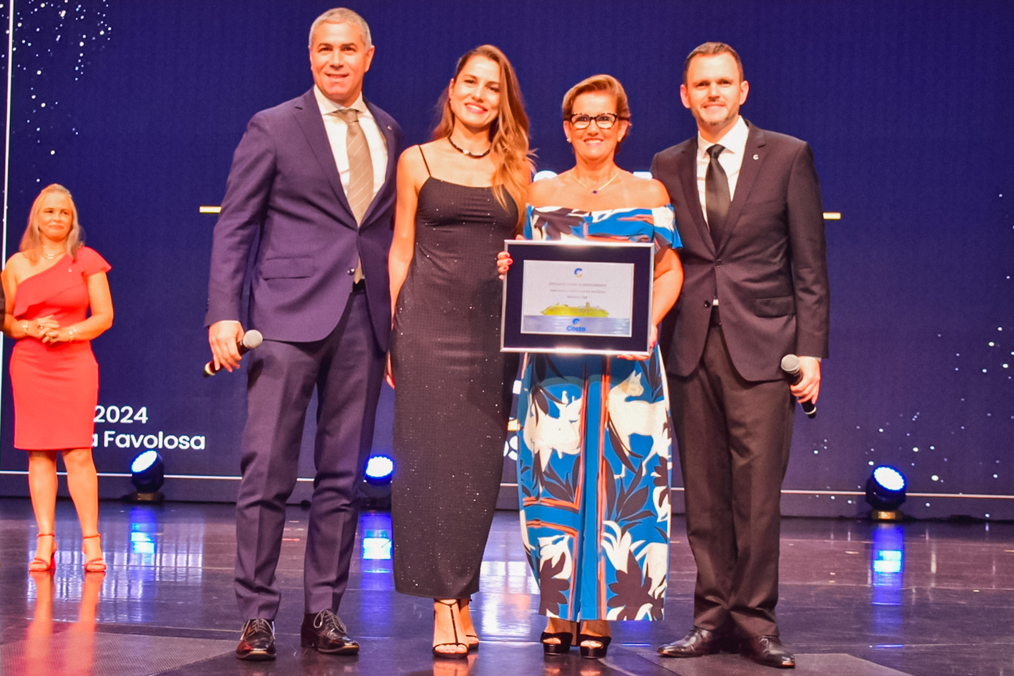 Mendes Tur, premiada na categoria Agências Independentes Mendes Tur, premiada na categoria Agências Independentes