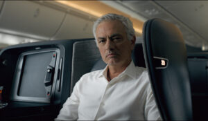 Treinador José Mourinho estrela a nova campanha da Turkish Airlines; vídeo