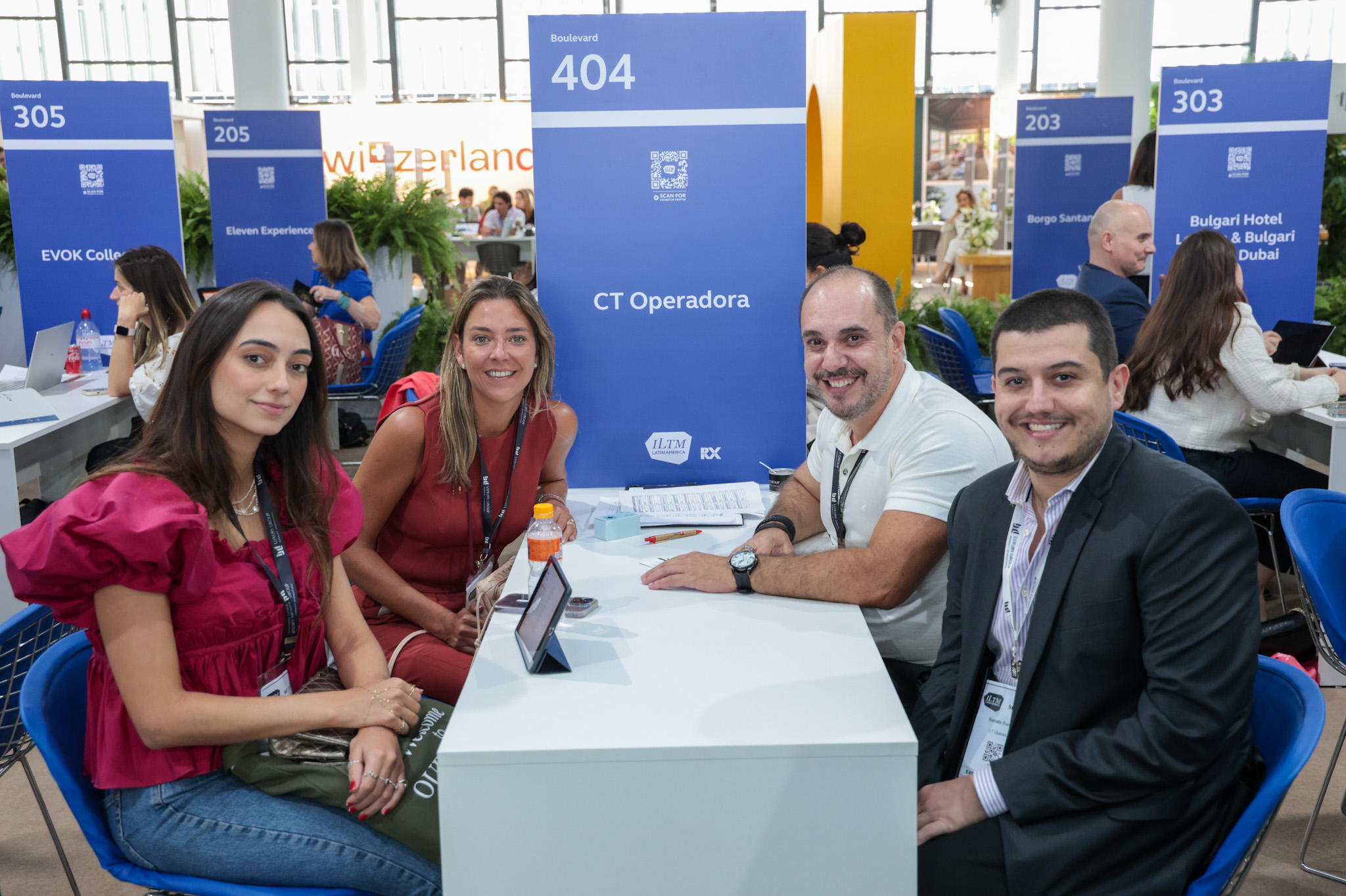 Natália Lage e Fernanda Biagioni, da Ruy Lage Turismo, e Heitor Luís e Renato Fuentes, da CT Operadora Natália Lage e Fernanda Biagioni, da Ruy Lage Turismo, e Heitor Luís e Renato Fuentes, da CT Operadora