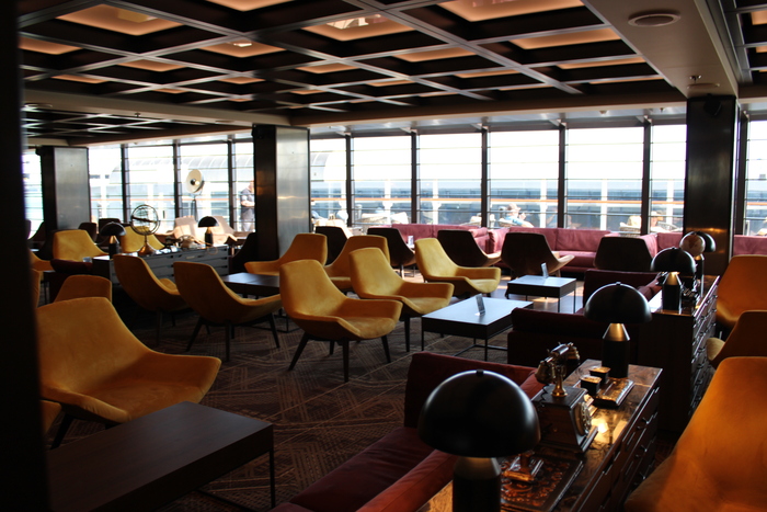 O Uptown Lounge O Uptown Lounge