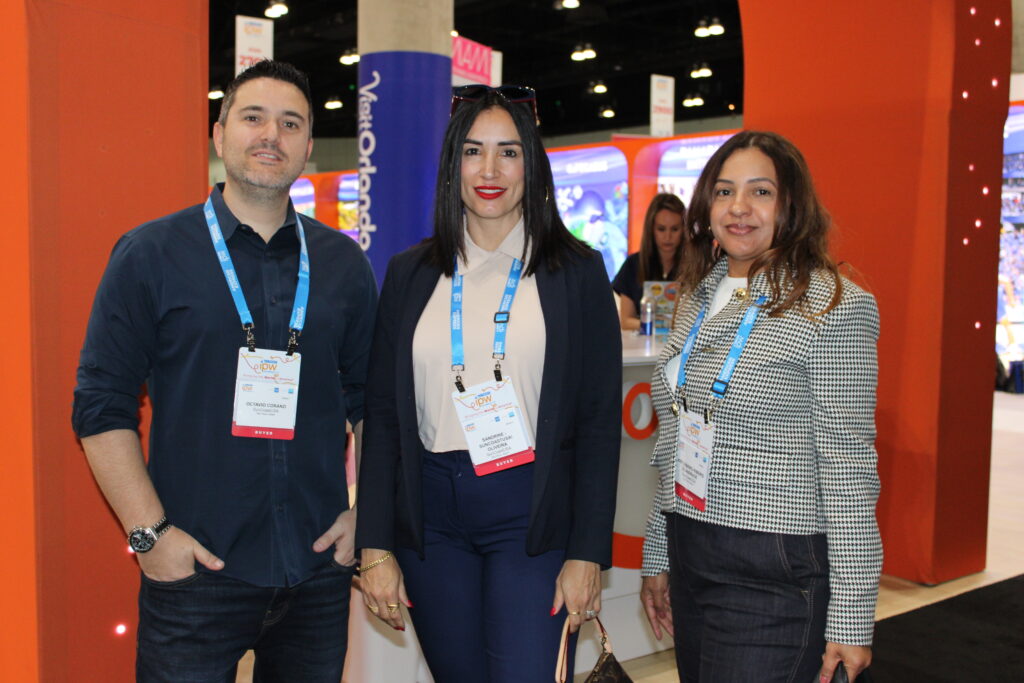 Octavio Corano, Sandrine Oliveira e Josy Ribeiro, de SunCoast USA