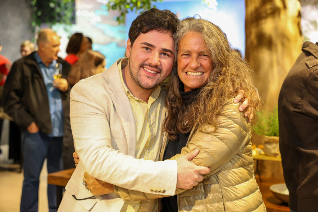 Renan Pretto, da ForwardKeys, e Mari Masgrau, do M&E