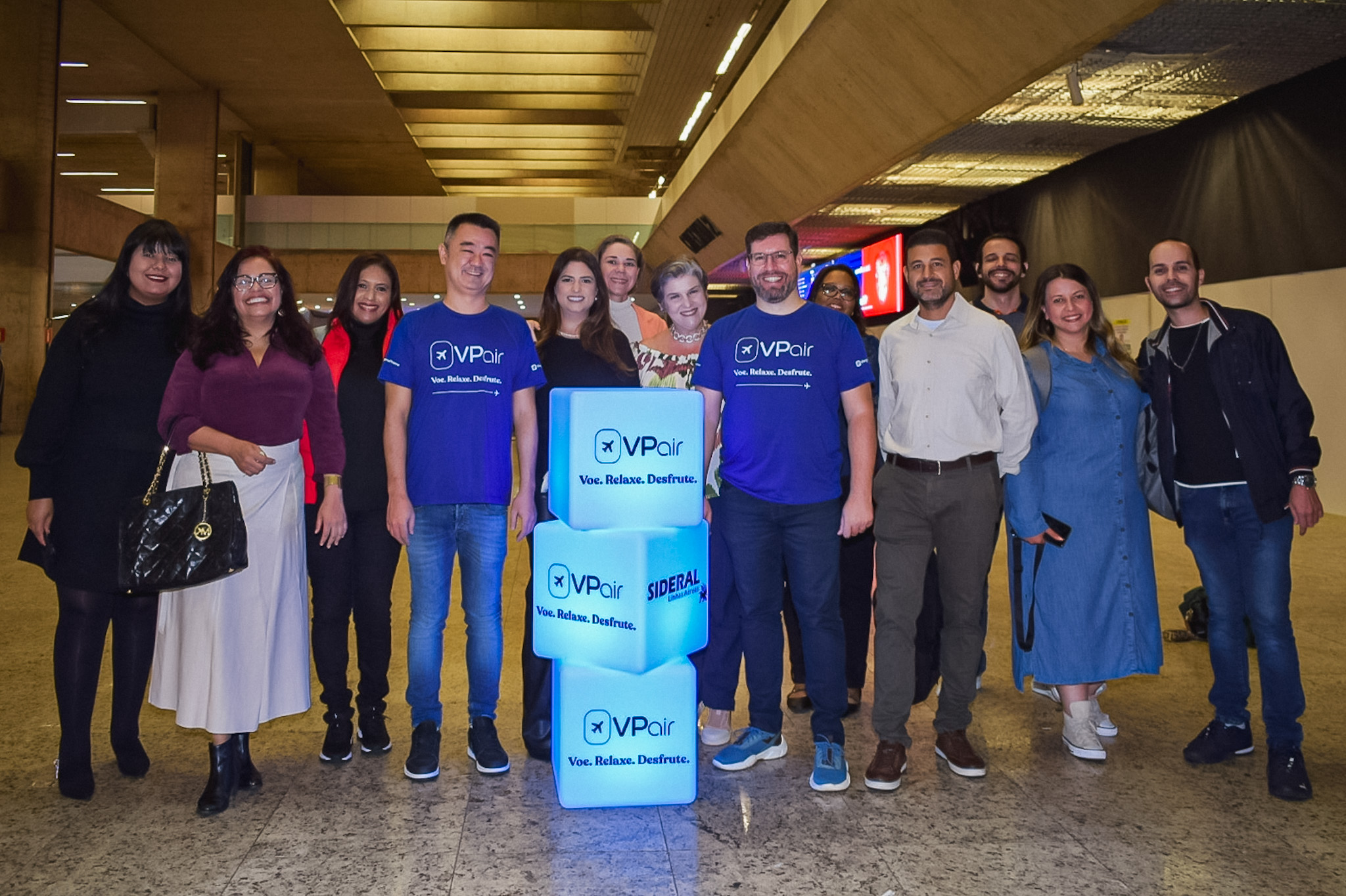 Renato Kido e Renato Alves, sócios-diretores da ViagensPromo recebem agentes de viagens de Minas Gerais no lançamento da VPair Renato Kido e Renato Alves, sócios-diretores da ViagensPromo recebem agentes de viagens de Minas Gerais no lançamento da VPair