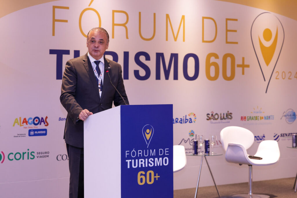 Roberto de Lucena, secretário de Turismo do estado de São Paulo durante o Fórum de Turismo 60+