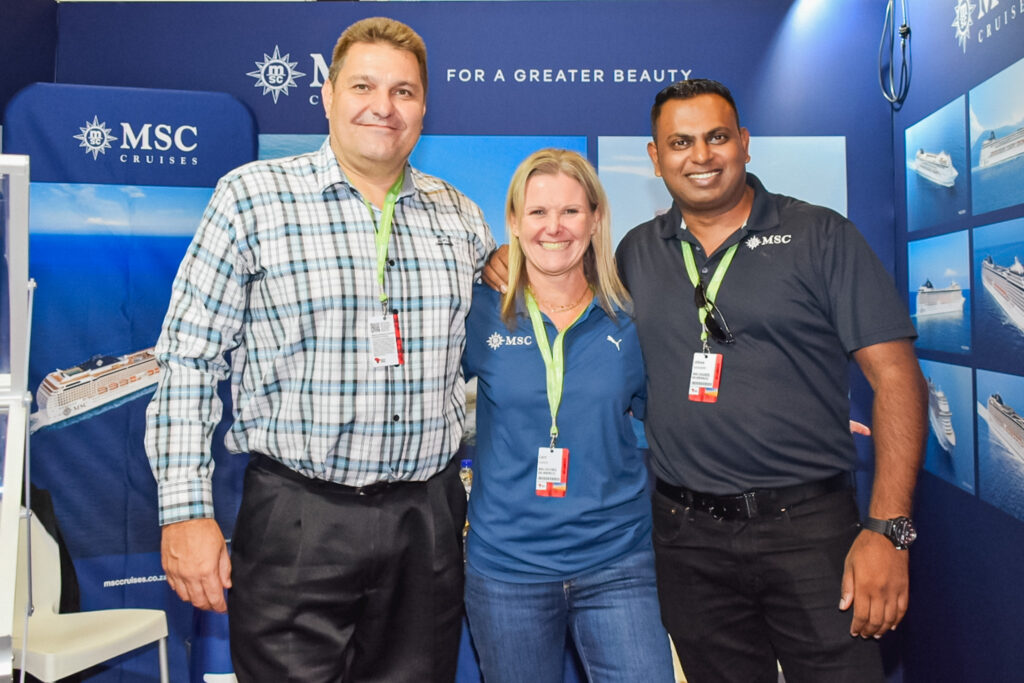 Ross Blackman, Lucy Arrigo e Joshua Comemder, da MSC