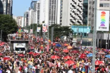 Turismo LGBTQIA+ cresce 11% ao ano e movimenta economia em São Paulo