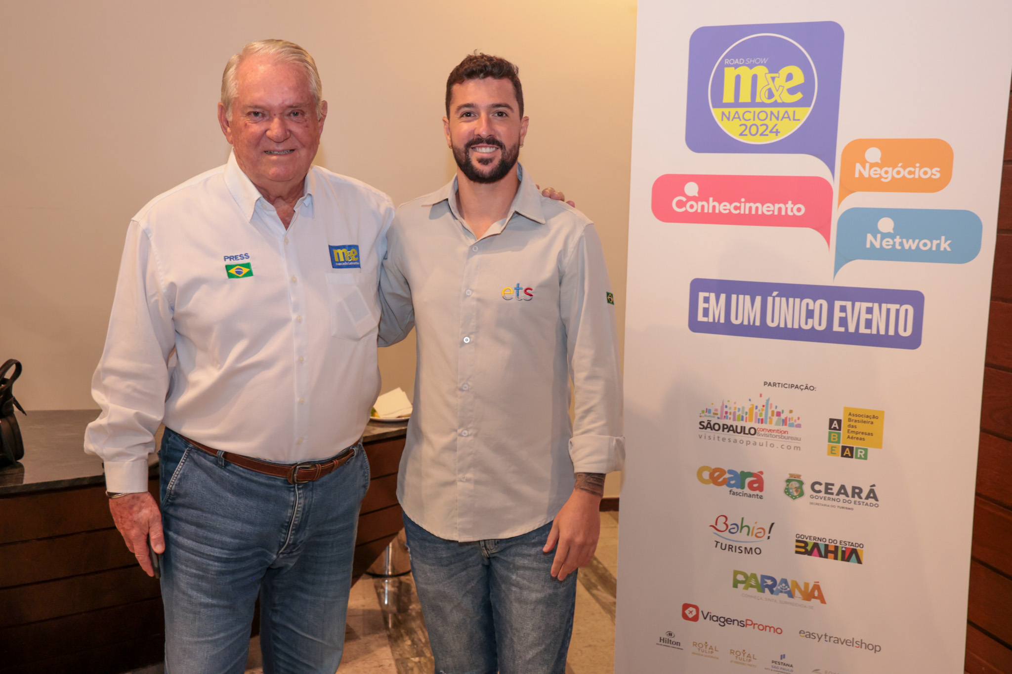 Roy Taylor, do M&E, e Douglas Diniz, da ETS Roy Taylor, do M&E, e Douglas Diniz, da ETS