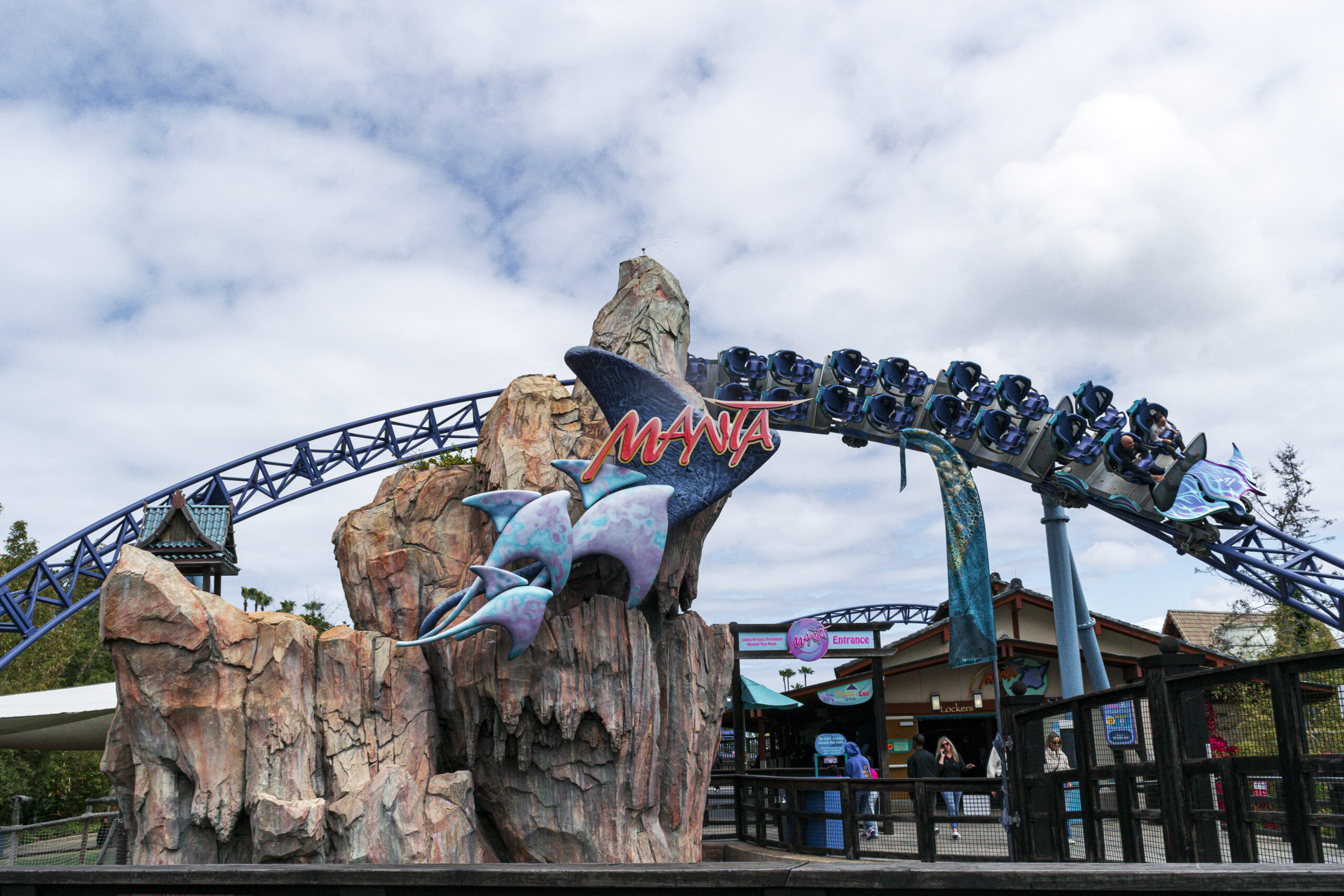 No SeaWorld os turistas podem escolher entre diferentes montanhas-russas para elevar a adrenalina No SeaWorld os turistas podem escolher entre diferentes montanhas-russas para elevar a adrenalina