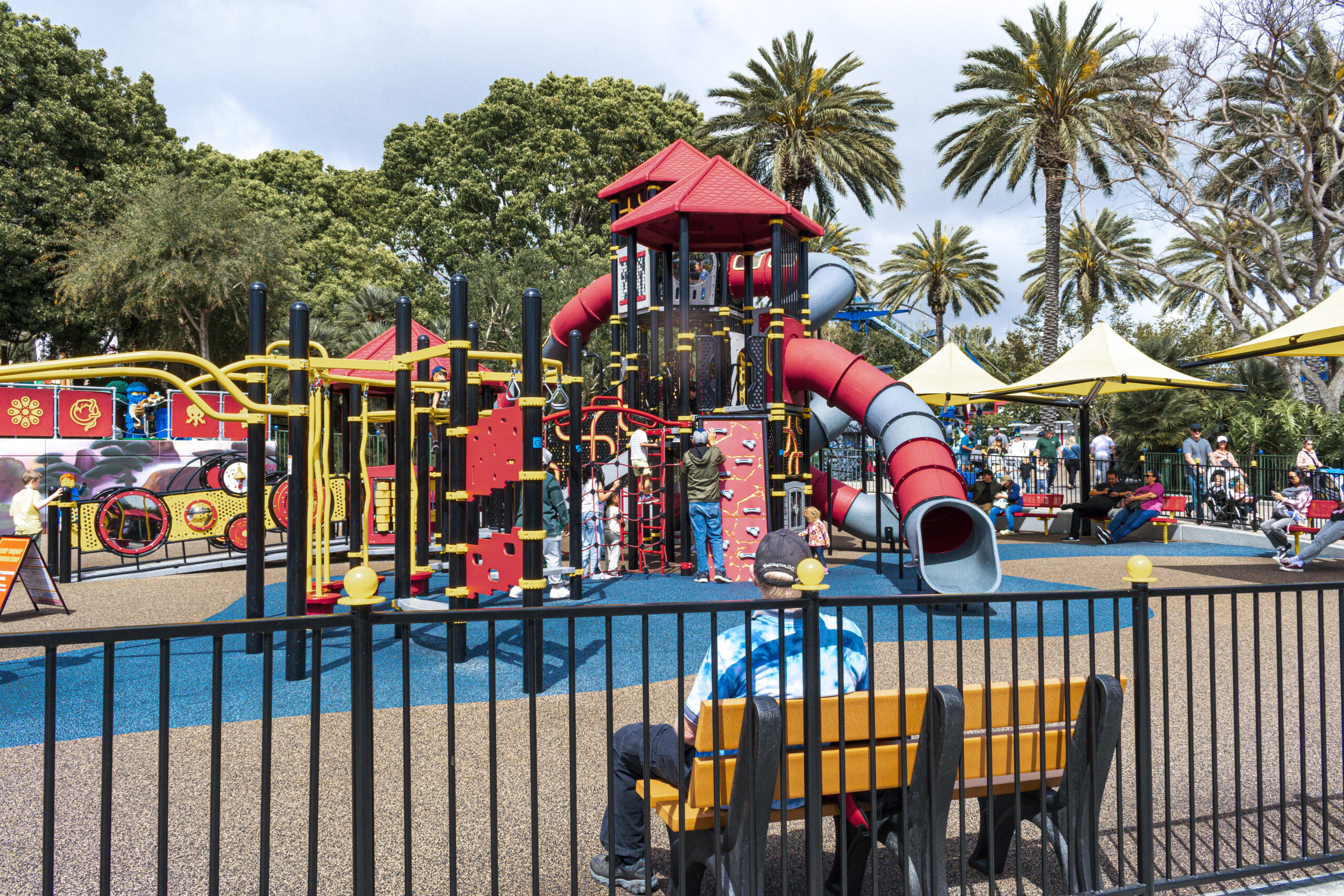 Playground dedicado às crianças Playground dedicado às crianças