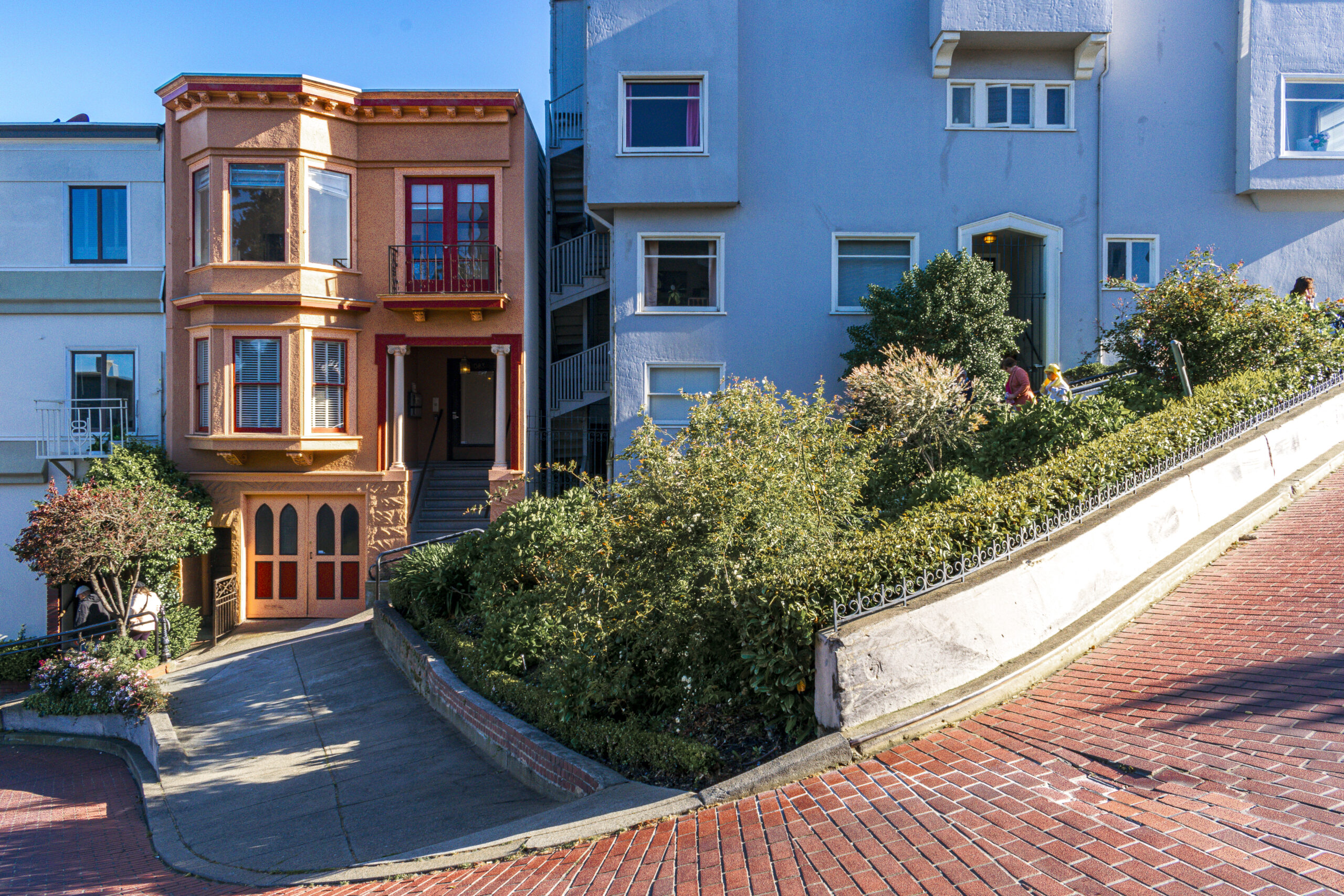 San Francisco tem a rua mais torta do mundo San Francisco tem a rua mais torta do mundo
