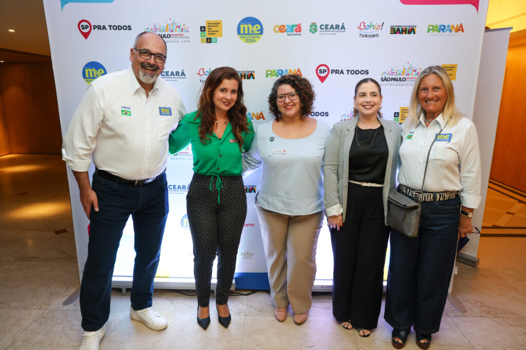 COMEÇOU! Rio de Janeiro recebe a primeira etapa do Roadshow M&E 2024; veja fotos 1 Sergio Gouveia da Promo Elaine Cordeiro e Ana Carolina Lauriano e Nathalia Ferreira do Hilton Copacabana e Rosa Masgrau do ME COMEÇOU! Rio de Janeiro recebe a primeira etapa do Roadshow M&E 2024; veja fotos