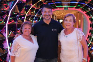 Simone Silva e Maria Hercilia, da Tia Simone Turismo com Ignacio Palacios, da MSC