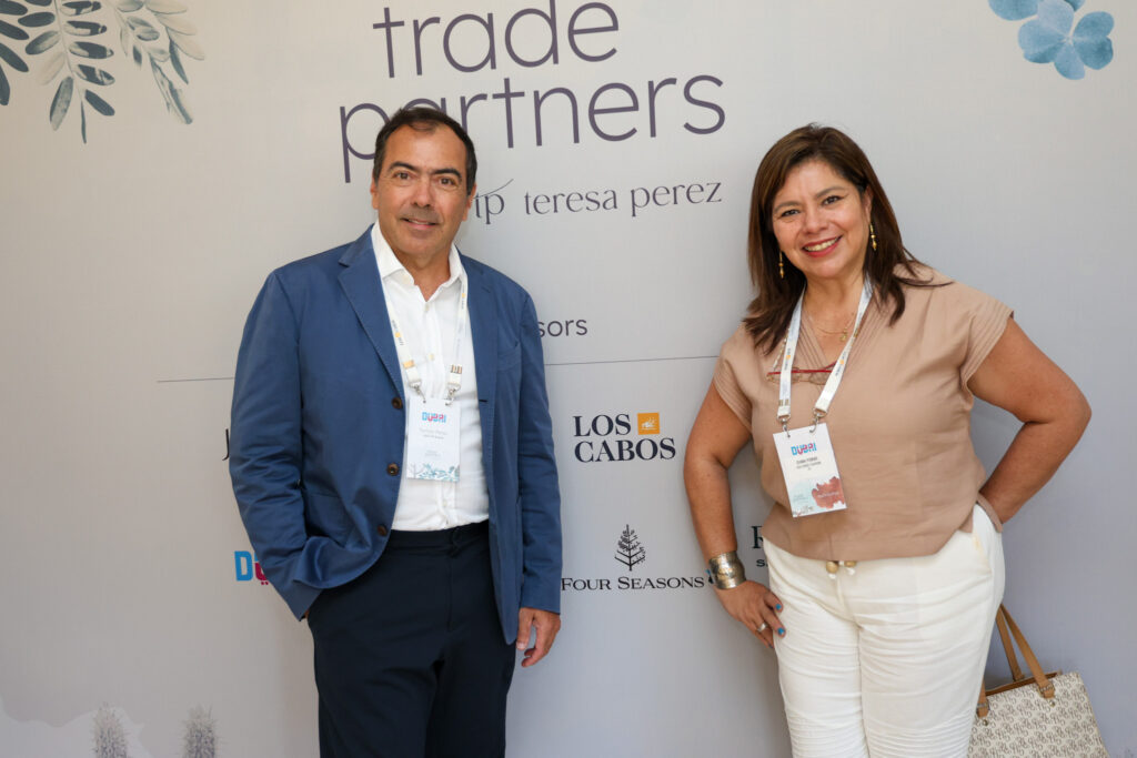 Tomás Perez, da TP, e Diana Pomar, de Los Cabos