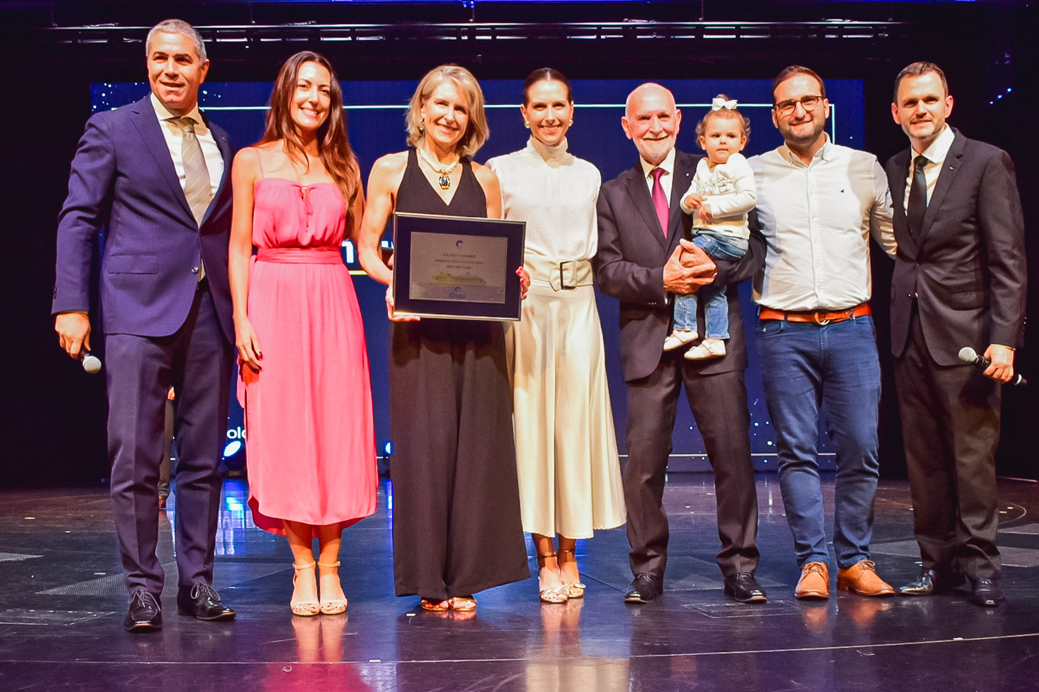 Trips and Tours, premiada na categoria Top Costa Cruise Trips and Tours, premiada na categoria Top Costa Cruise