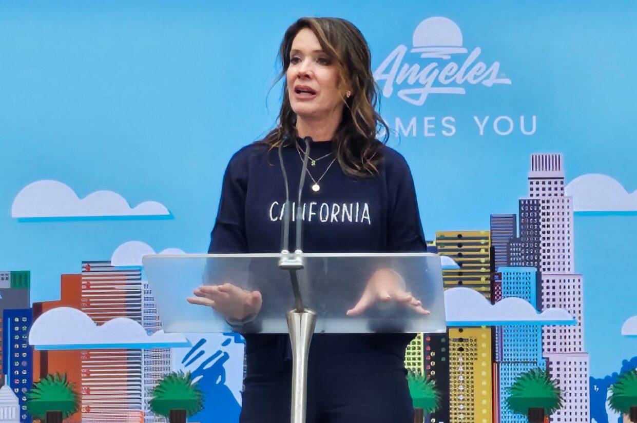 Now Playing: Los Angeles lança campanha em mercados prioritários com recorde de investimento 1 WhatsApp Image 2024 05 05 at 04.41.56 e1714925601313 Now Playing: Los Angeles lança campanha em mercados prioritários com recorde de investimento