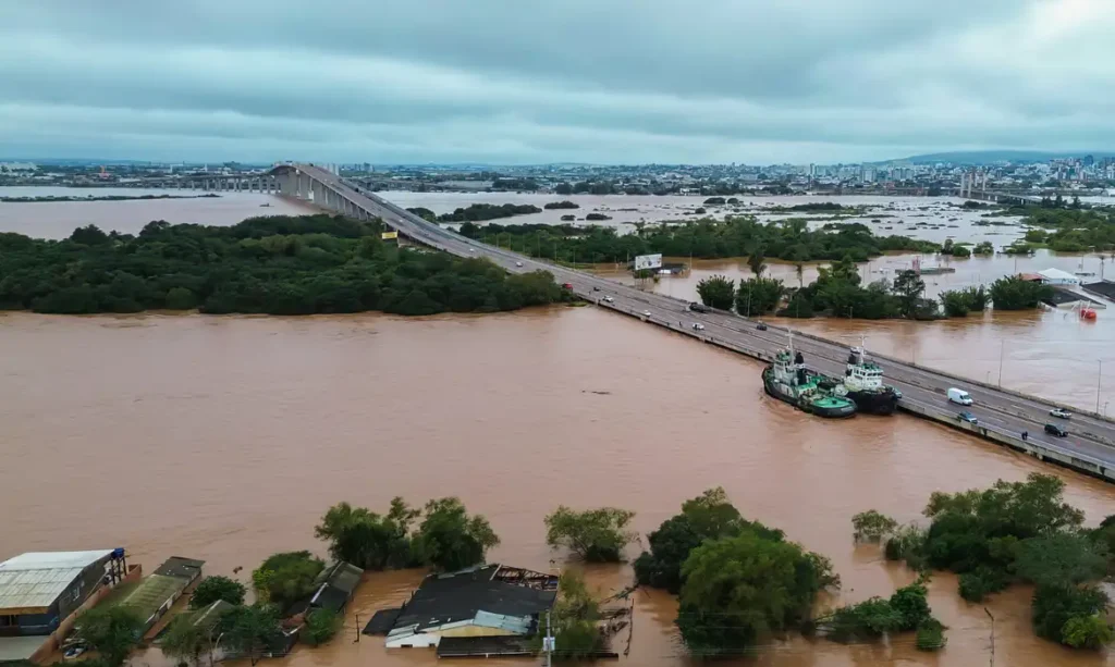 Aeroportos da Região Sul começam a receber doações para vítimas das chuvas do RS