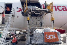 Gol já transportou 250 toneladas de doações para o Rio Grande do Sul