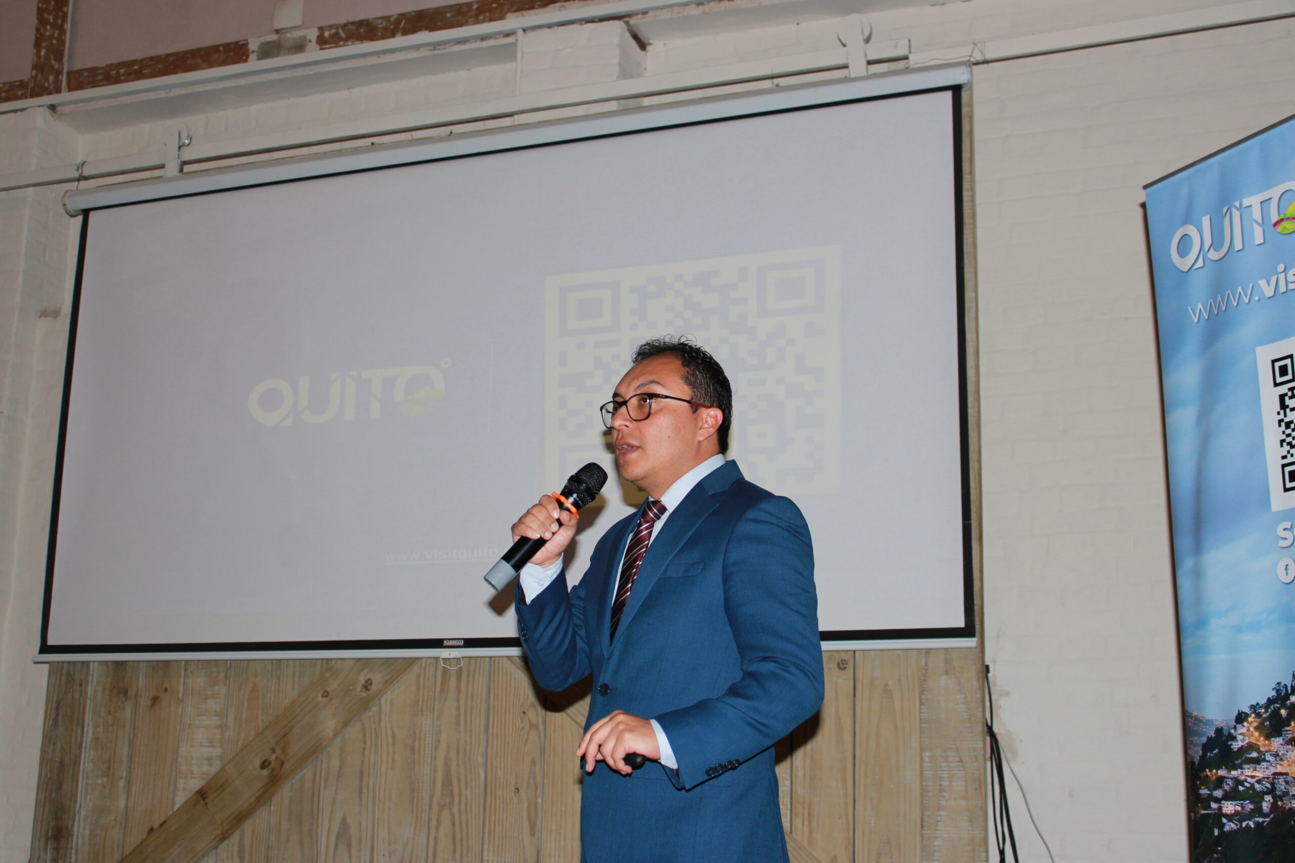 Ruben Lara apresenta o destino Quito, no Equador, durante Roadshow 2024