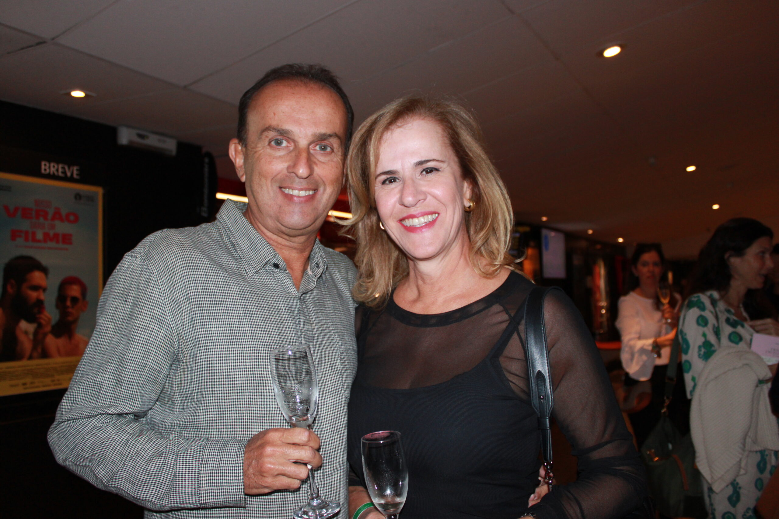 Rosana de Moraes, da RM Lux Consultoria e Eventos e Luis Claudio de Moraes, da Pac Cap embalagens