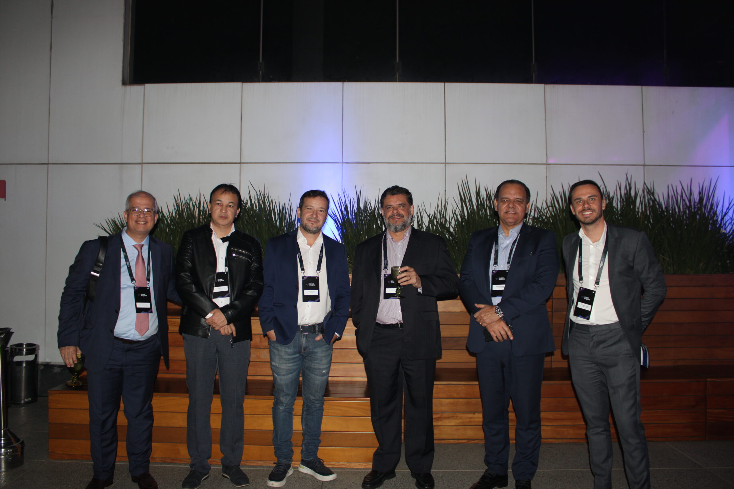Walter Pitombo, da Laranjeiras Advocacia, Luis Rocha, da ZTT, Daniel Escobar, da Riseline, Antonio Foltran, da Riseline, Fernando Paiva, da ALNPP Advogados e Felipe Zanotto, da AA Z Advogados Walter Pitombo Laranjeiras Filho (Laranjeiras Advocacia), Luis Rocha (ZTT), Daniel Escobar (Riseline), Antonio Foltran (Riseline), Fernando Paiva (ALNPP Advogados), Felipe Zanotto (AA Z Advogados) no Invest Alagoas (Divulgação/Manuela Miniguini)