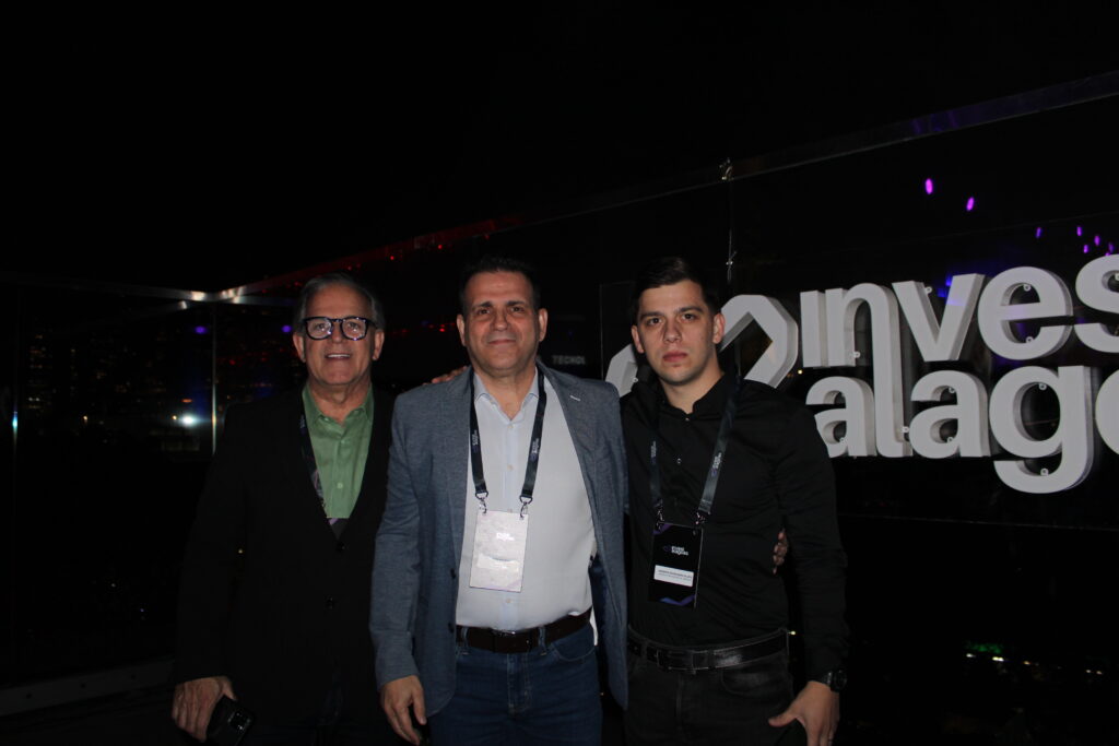 Giuseppe Rodrigues Alves (Agrado Produtos de Limpeza), Robinson Rodrigues Alves (Palmont ENG), Atila Rodrigues Alves (Agrado Produtos de Limpeza) no Invest Alagoas (Divulgação/Manuela Miniguini)