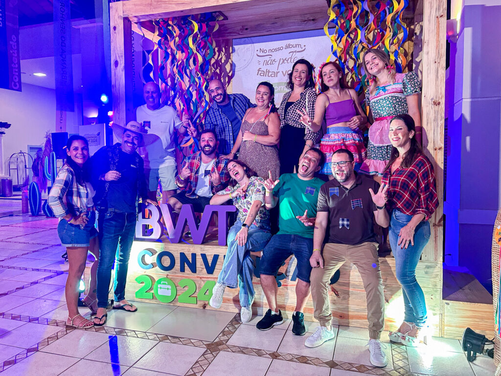 A última noite de festas da Convenção BWT 2024 aconteceu sob o tema de “Festa Junina”
