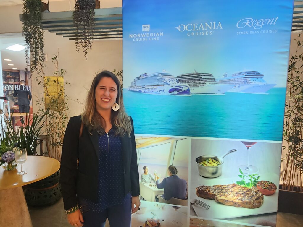 Alessandra Coutinho, Contemplar Turismo