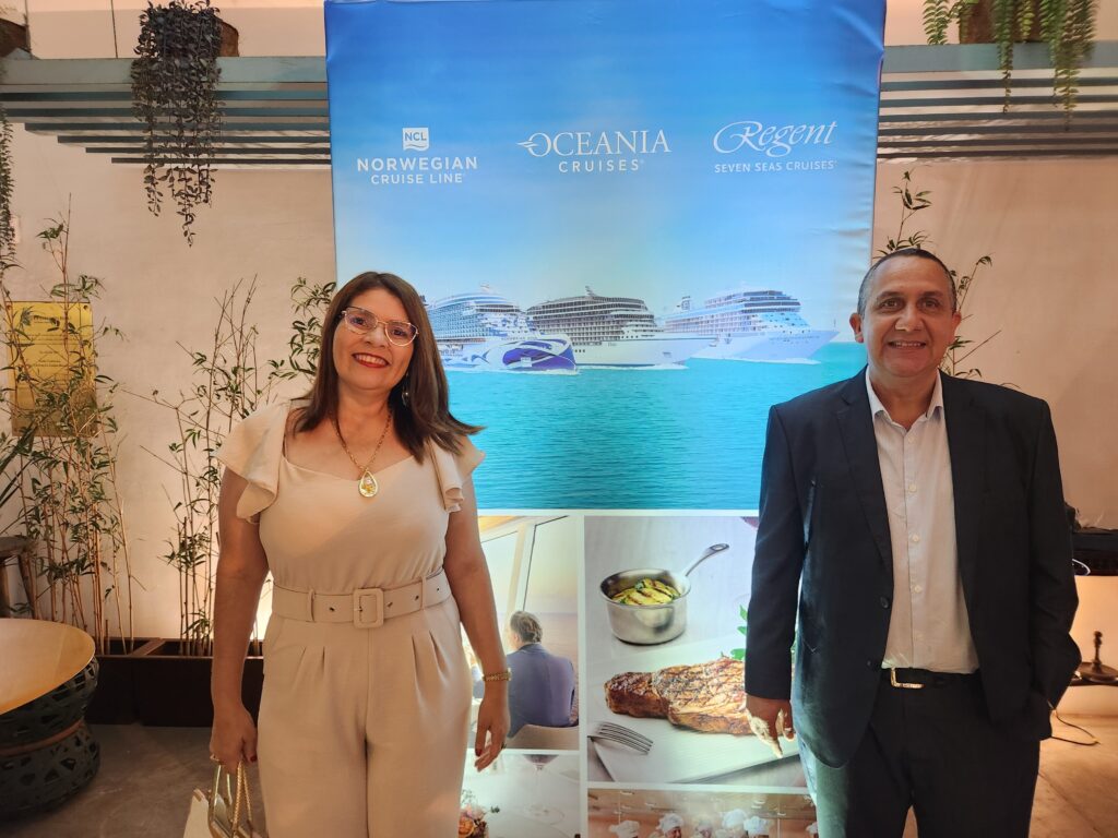 Ana Paula e River Pereira, agentes da HTA Viagens