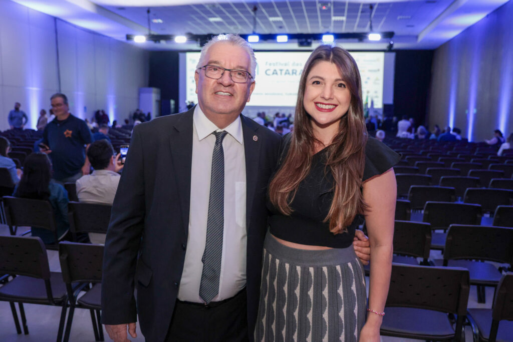 Andressa Szekut, Setur-PR, e Paulo Angeli, do Festival das Cataratas