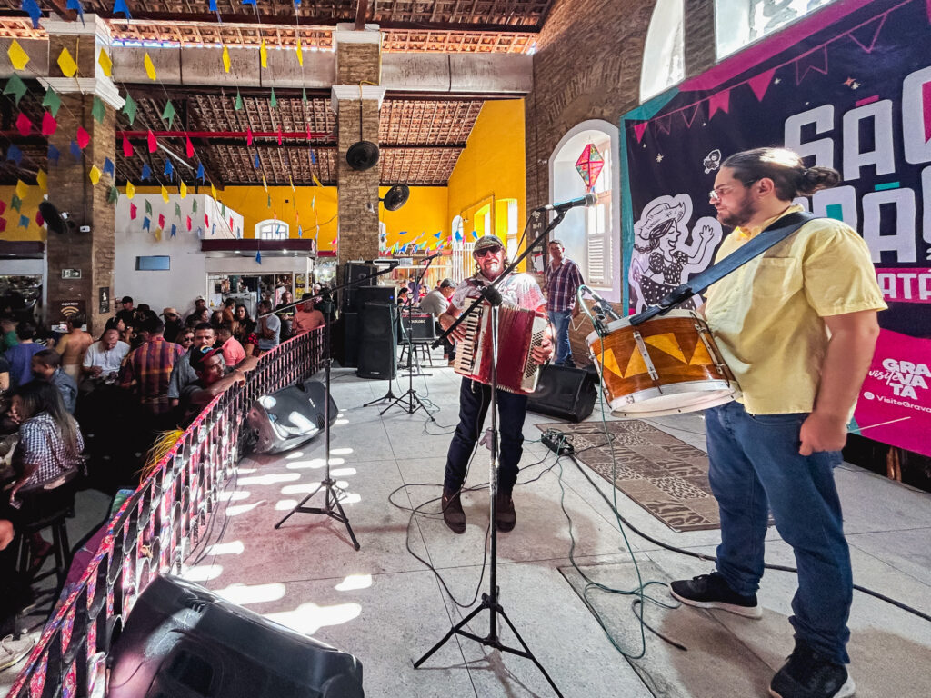 Apresentação de forró no Mercado Público de Gravatá Apresentação de forró no Mercado Público de Gravatá