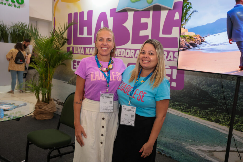 Clara Viebig e Carol Reis, de Ilhabela