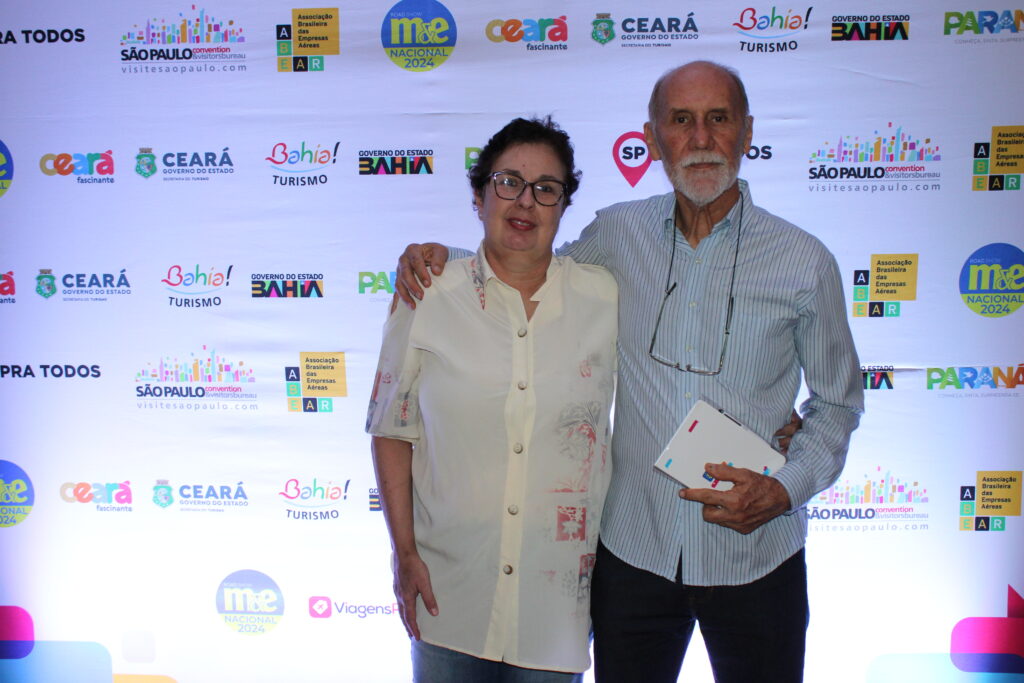 Cristiane Bortolin e Eugenio, da Arqturismo Jaboticabal