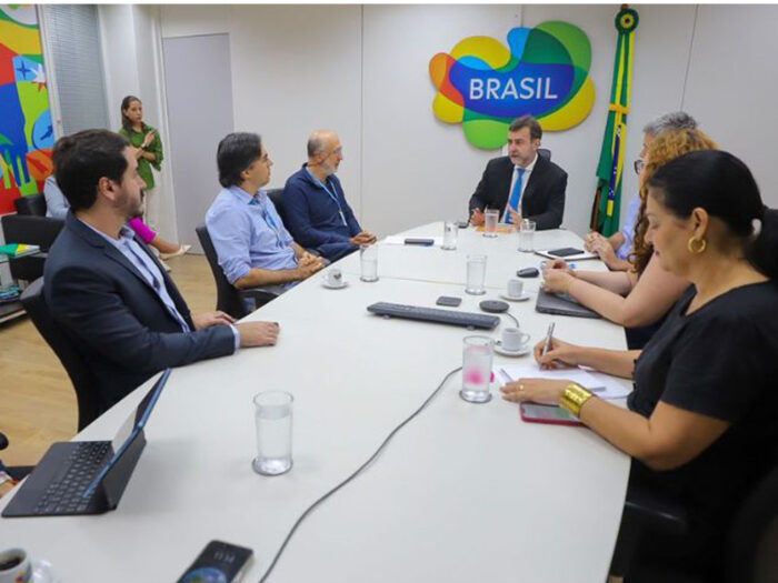 Embratur firma protocolo com empresários para promoção internacional da Amazônia 1 Embratur