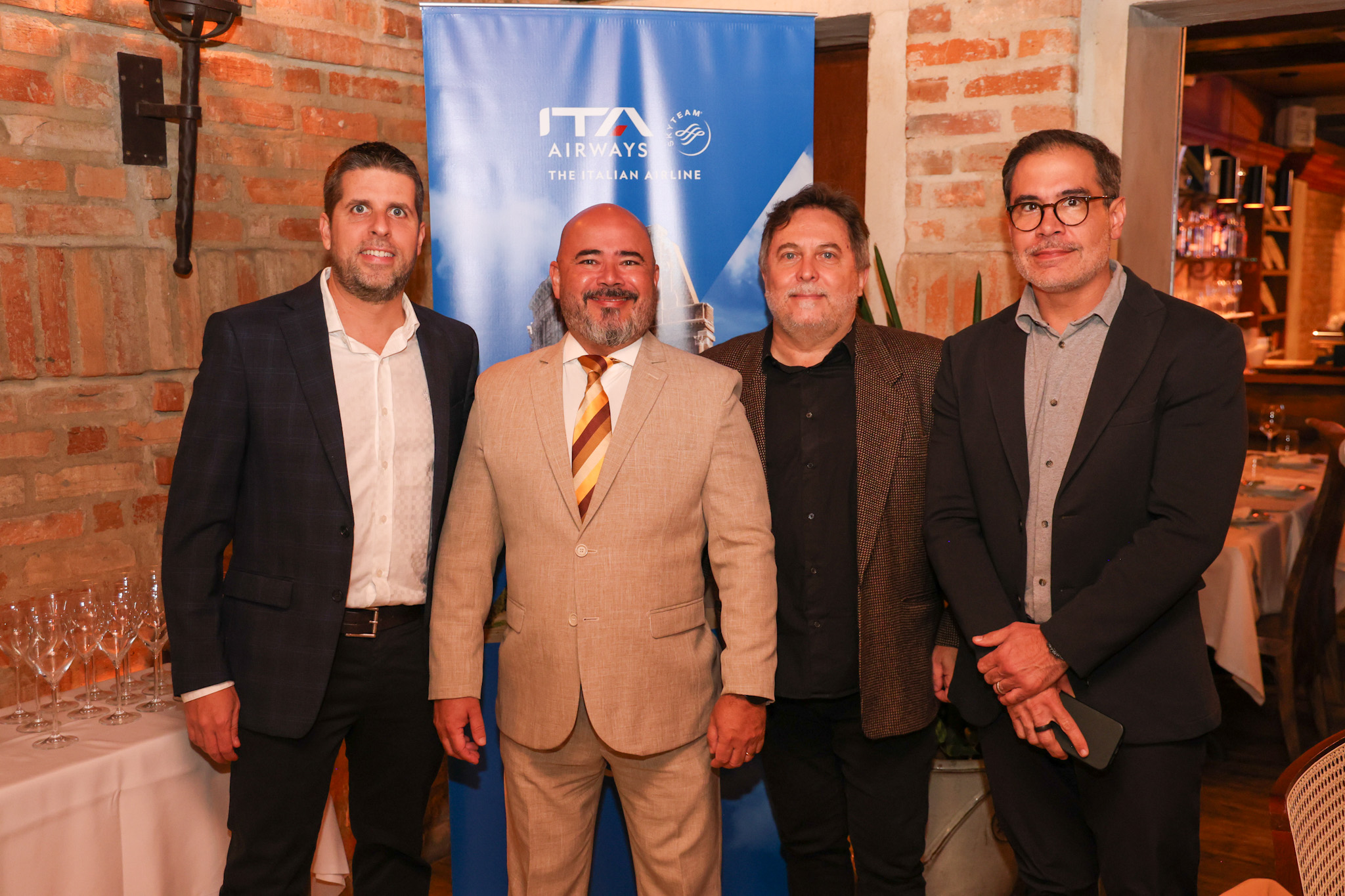 Daniel Castanho, da Ancoradouro, Murilo Cassino, da ITA, André Dentzien, da Skyteam, e Flávio Marques, da BeFly