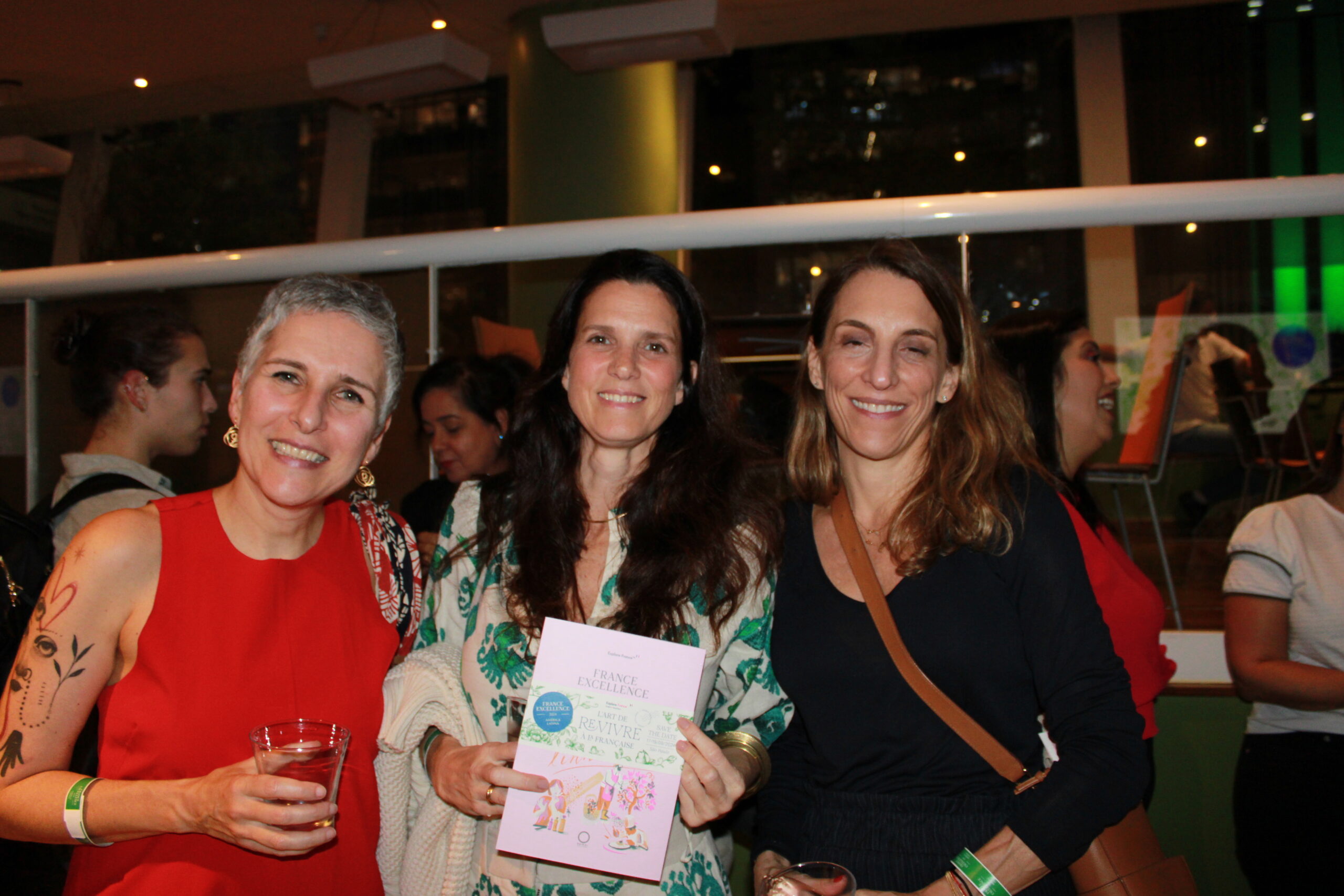 Mabel Feres, da Viva on Yoga; Roberta Suplicy, da Urban Remedy; e Constança Galo