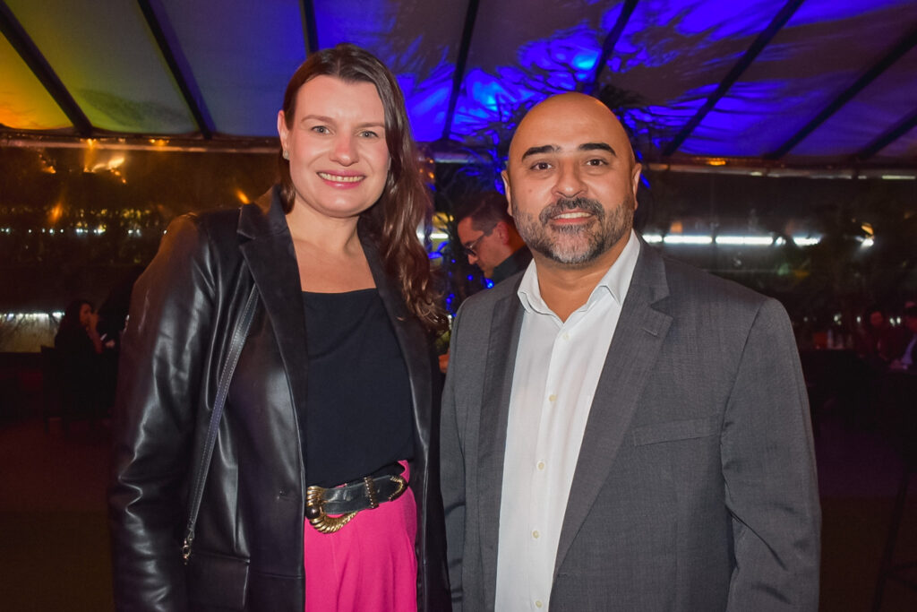 Eloisa Barbosa, da Abreu e Roberto Oliveira, da Universal Assistance