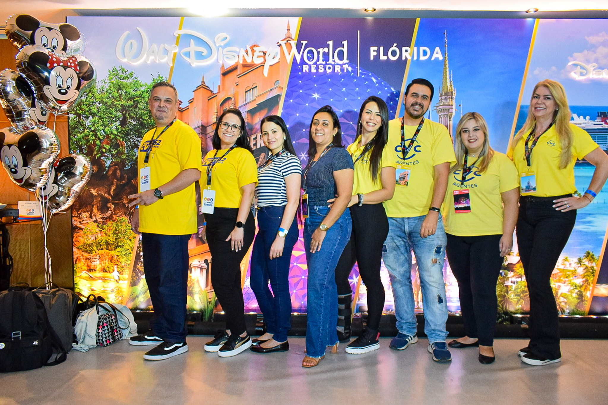 Equipe da CVC no evento da Disney