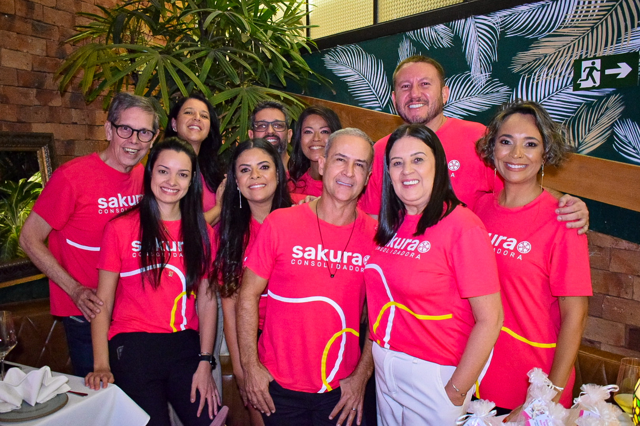 Equipe da Sakura durante o lançamento da filial em Belo Horizonte Equipe da Sakura durante o lançamento da filial em Belo Horizonte