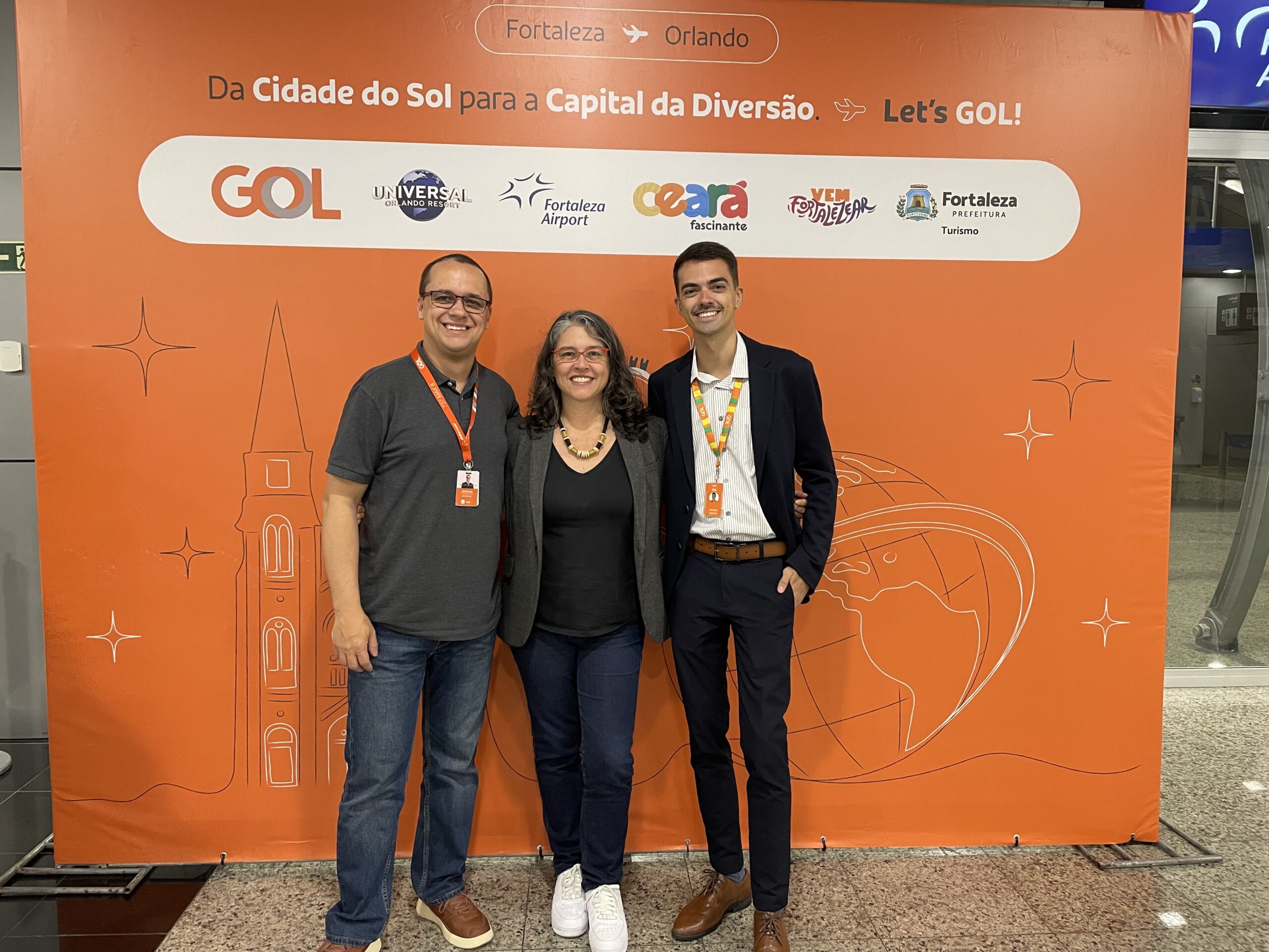 Rodrigo Possatto, head da Smiles Viagens, com Andrea Piagentini, do marketing da Gol, e Vinicius Batista, mercados internacionais da Gol Linhas