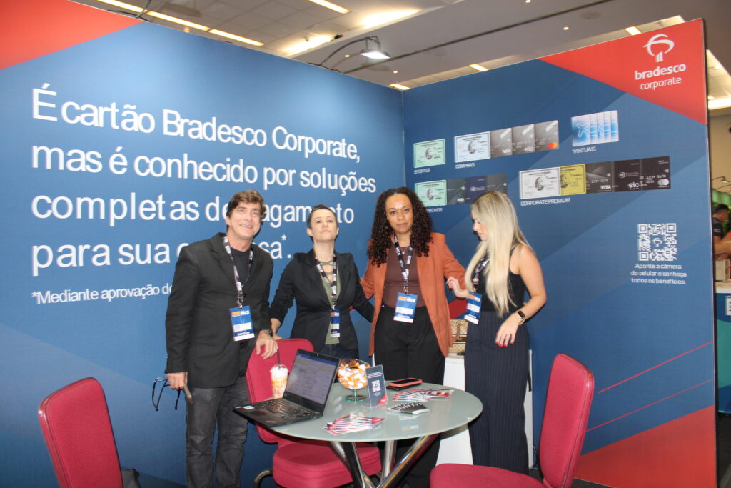 Manoel Vale, Debora Silva, Larissa Nascimento e Giovanna Hadi, da Bradesco Corporate