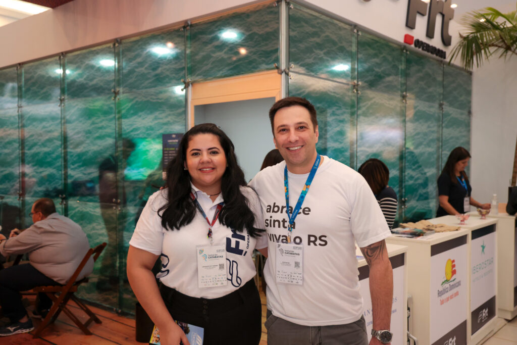 Magda Mallorquin, da FRT, e Rochard Andreazza, do Castelo Saint Andrews