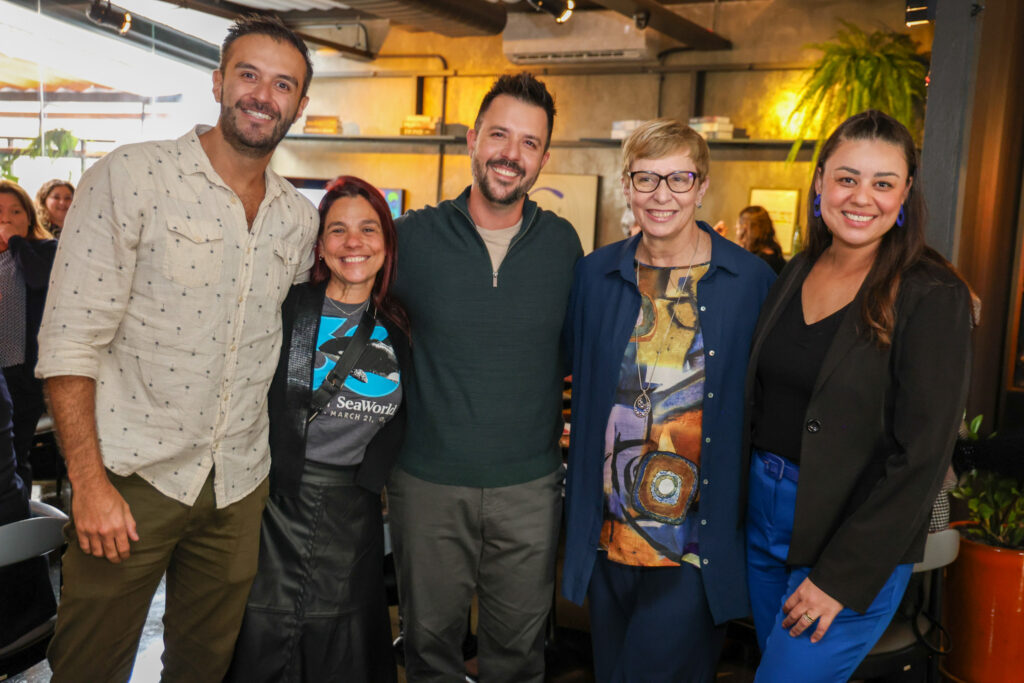 Neto Fernandes, do Visit Orlando, Cristina Muniz e Leonardo Fortes, do SeaWorld, Bárbara Picolo, da ETS, e Ingrid Facchinette, do Sr. Pete Clearwater Flórida