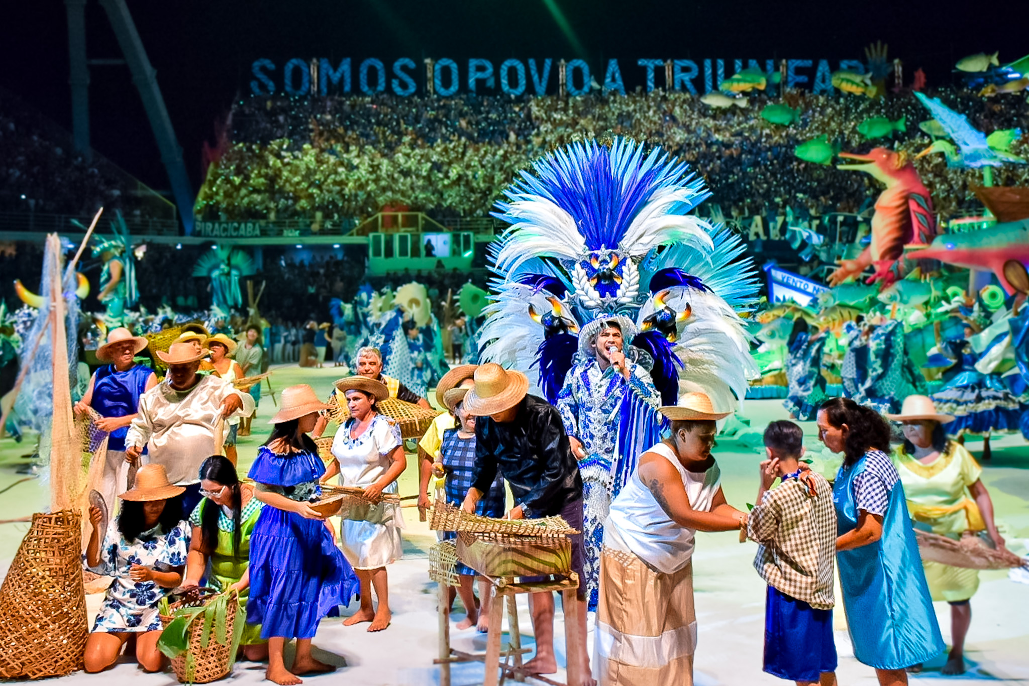 Os pescadores foram representados no desfile do Boi Caprichoso