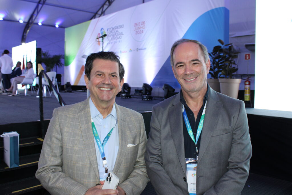 Otávio Leite, da Fecomércio-RJ, e Carlos Costa, professor da Universidade de Aveiro, Portugal Otávio Leite, da Fecomércio-RJ, e Carlos Costa, professor da Universidade de Aveiro, Portugal
