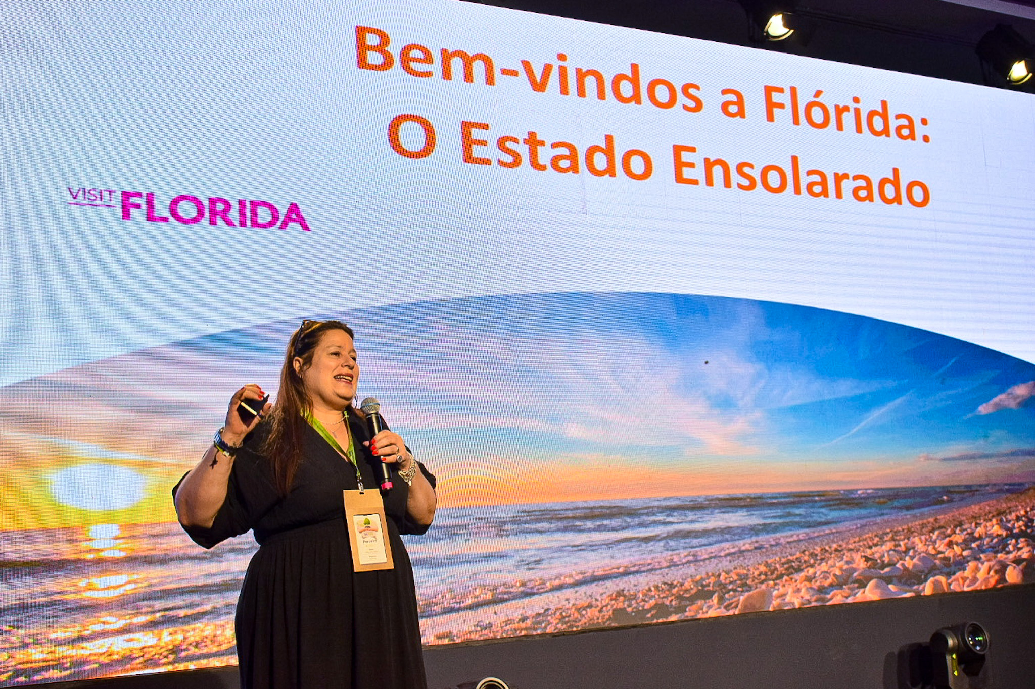 Rafaela Brown, apresentou o destino Flórida aos agentes na Convenção BWT Rafaela Brown, apresentou o destino Flórida aos agentes na Convenção BWT
