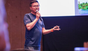 Valter Onishi, gerente Geral da ViagensPromo no Roadshow M&E Nacional (Eric Ribeiro/M&E)
