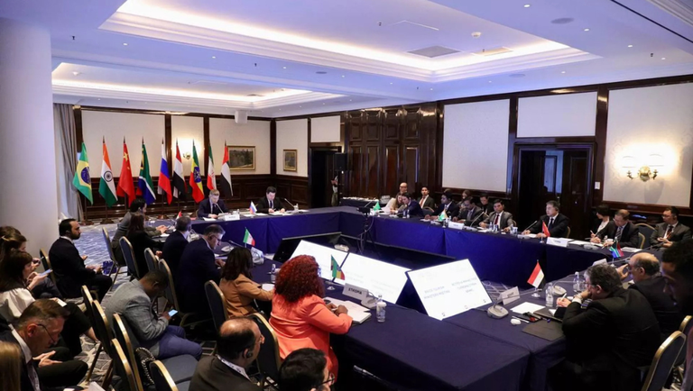 Ministro do Turismo defende maior cooperação entre os países do BRICS para estimular fluxo turístico Ministro do Turismo defende maior cooperação entre os países do BRICS para estimular fluxo turístico