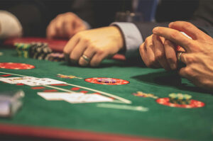 cassino jogos (Banco de fotos Pexels:Drew Rae)