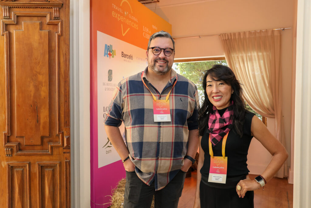 Alexandre Mesquita, gerente Comercial da Travel Global e Marta Shinozaki, CEO da Travel Global