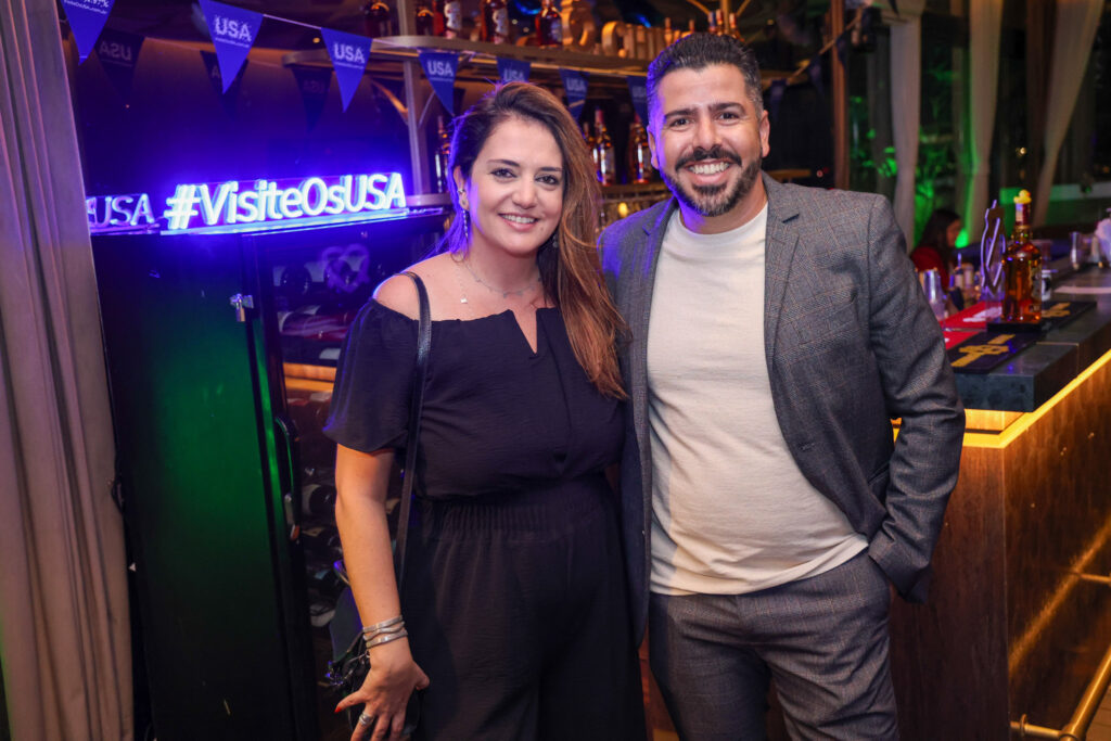 Ana Elisa Facchinato, do Brand USA e Raphael de Lucca, da Copa Airlines